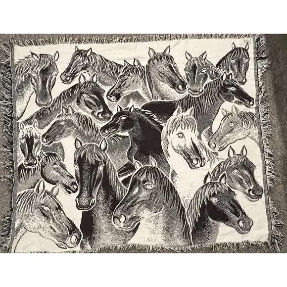 Horse tapestry blanket, woven, fringe throw, equestrian, western theme 40 x 48 - Picture 4 of 8